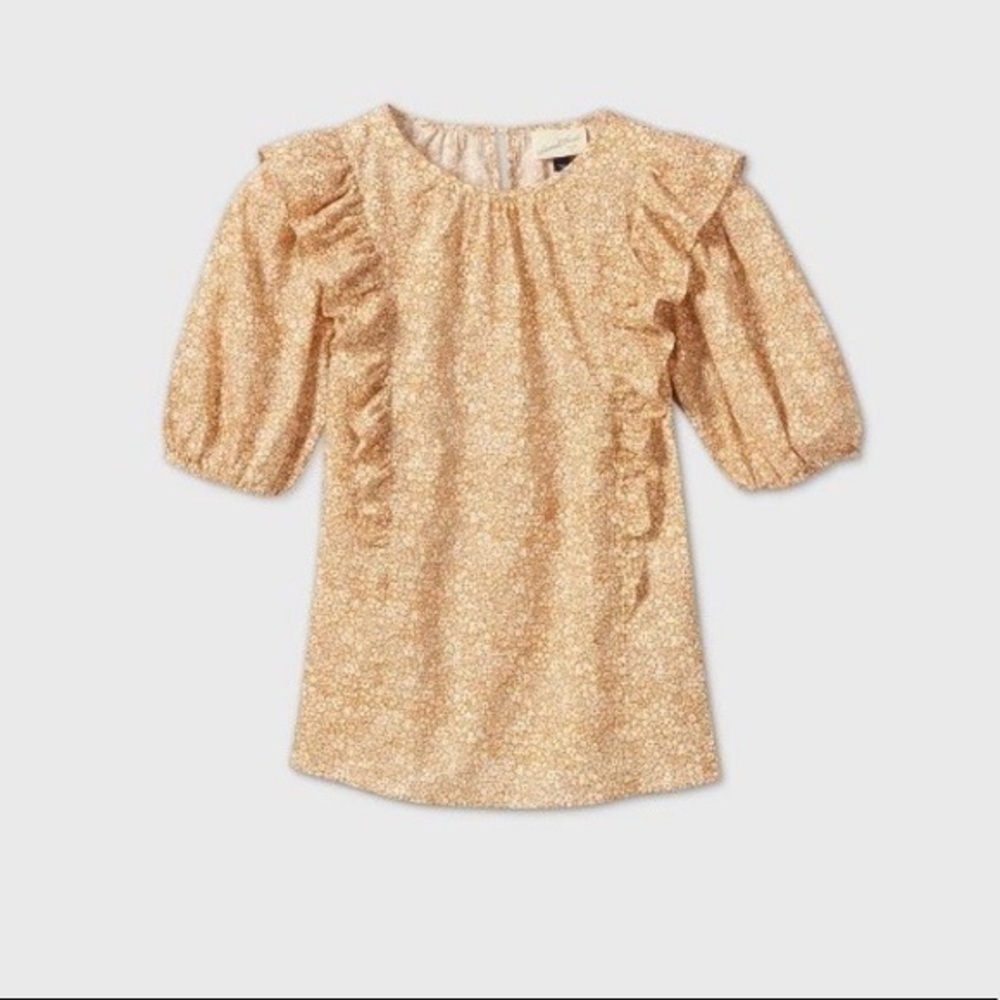 Universal Threads floral flutter top